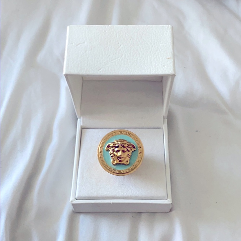 100% authentic men’s Versace size 21 ring